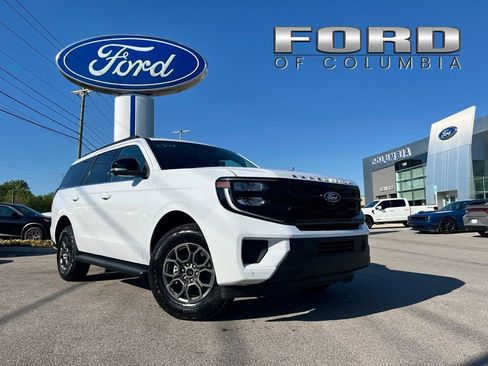 New 2026 Ford Expedition Active image 1
