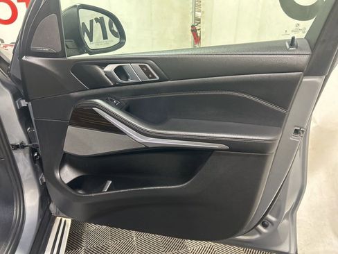 Used 2024 BMW X5 xDrive40i image 9