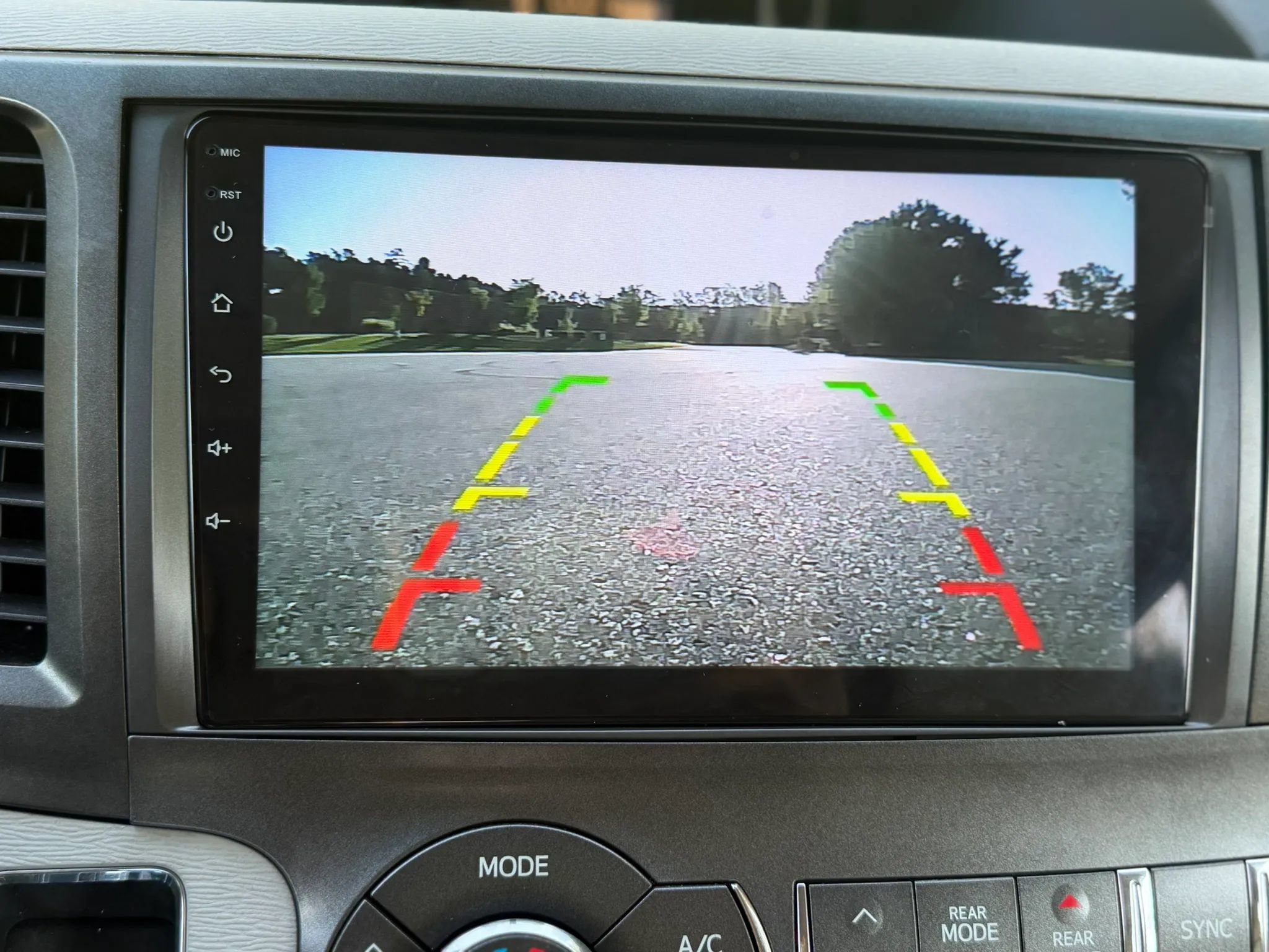 Used 2011 Toyota Sienna Limited w/ Premium Pkg FWD image 38