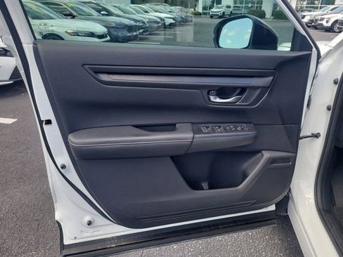 Used 2024 Honda CR-V Sport image 16