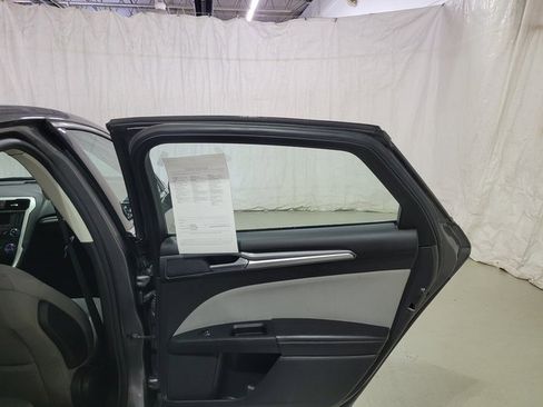 Used 2014 Ford Fusion S image 45