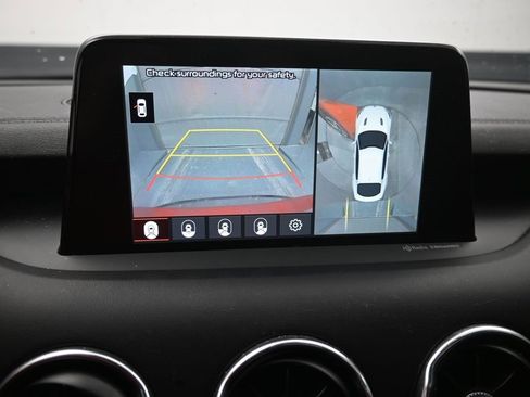 Used 2021 Kia Stinger GT2 image 6