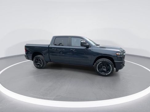 Used 2025 RAM 1500 Warlock AWD/4WD image 9