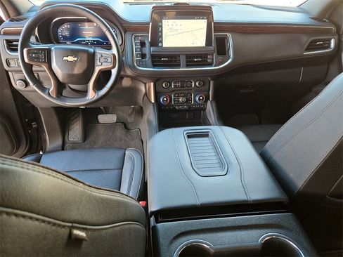 Used 2023 Chevrolet Tahoe High Country image 12