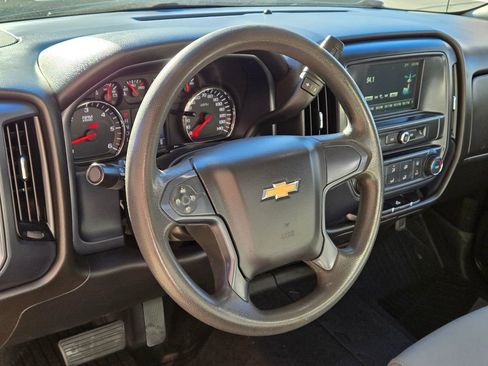 Used 2018 Chevrolet Silverado 1500 W/T image 19