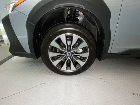 Used 2025 Subaru Outback Limited XT AWD/4WD image 10