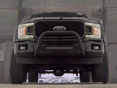 Used 2018 Ford F150 XL w/ Equipment Group 101A Mid AWD/4WD image 3