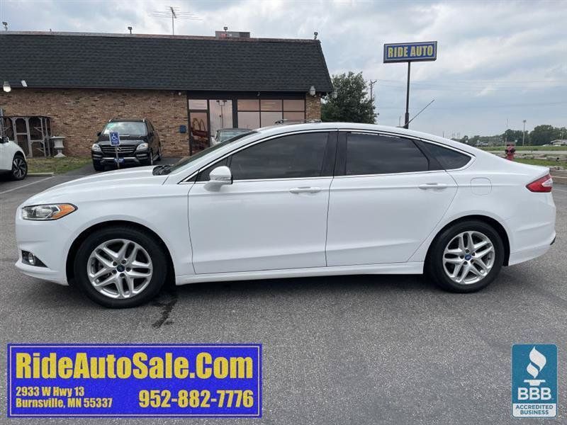 Used 2013 Ford Fusion SE FWD image 8