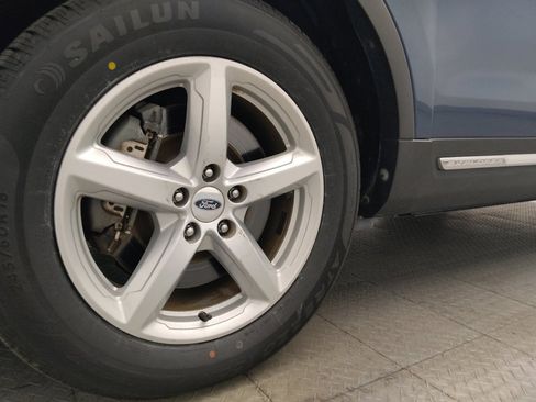 Used 2019 Ford Explorer XLT w/ Equipment Group 202A FWD image 31