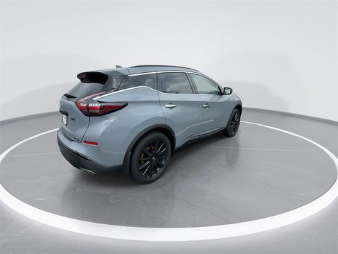 Used 2023 Nissan Murano SV w/ SV Midnight Edition Package image 8