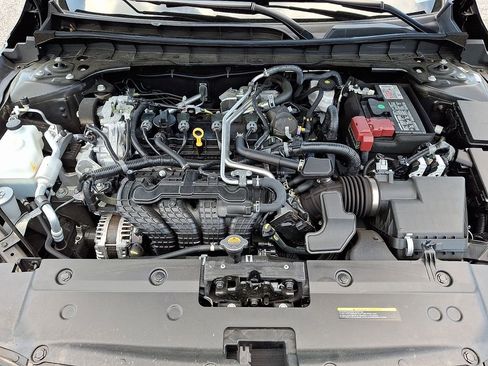 Certified 2025 Nissan Altima 2.5 SV FWD image 28