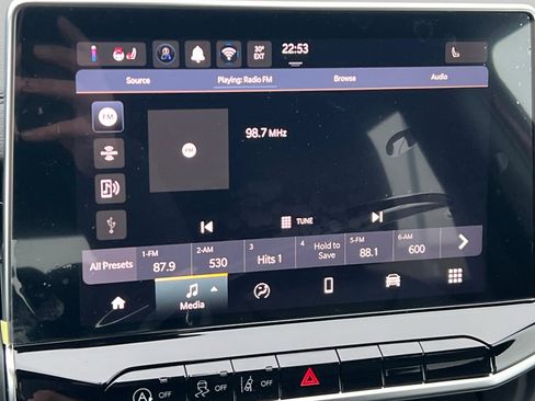 New 2026 Jeep Compass Latitude AWD/4WD image 14