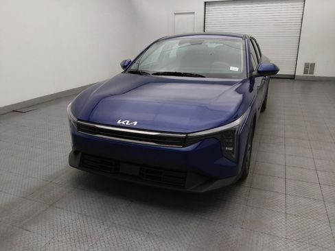 Used 2025 Kia K4 FWD image 15
