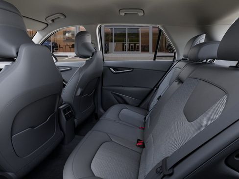 New 2026 Kia Niro EX image 18