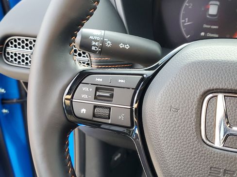 Certified 2026 Honda HR-V Sport image 23
