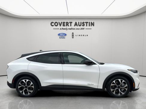 Used 2024 Ford Mustang Mach-E Select w/ Comfort Package Lite image 6