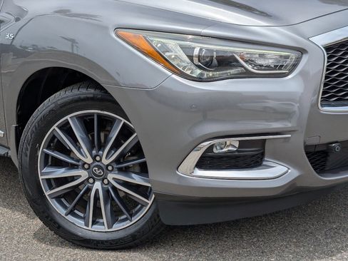 Used 2019 INFINITI QX60 Luxe w/ Sensory Package FWD image 11