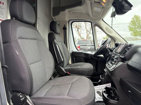 Used 2022 RAM ProMaster 3500 w/ Fleet Safety Group (AWQ) FWD image 25