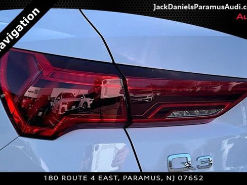 Used 2024 Audi Q3 2.0T Premium Plus image 22