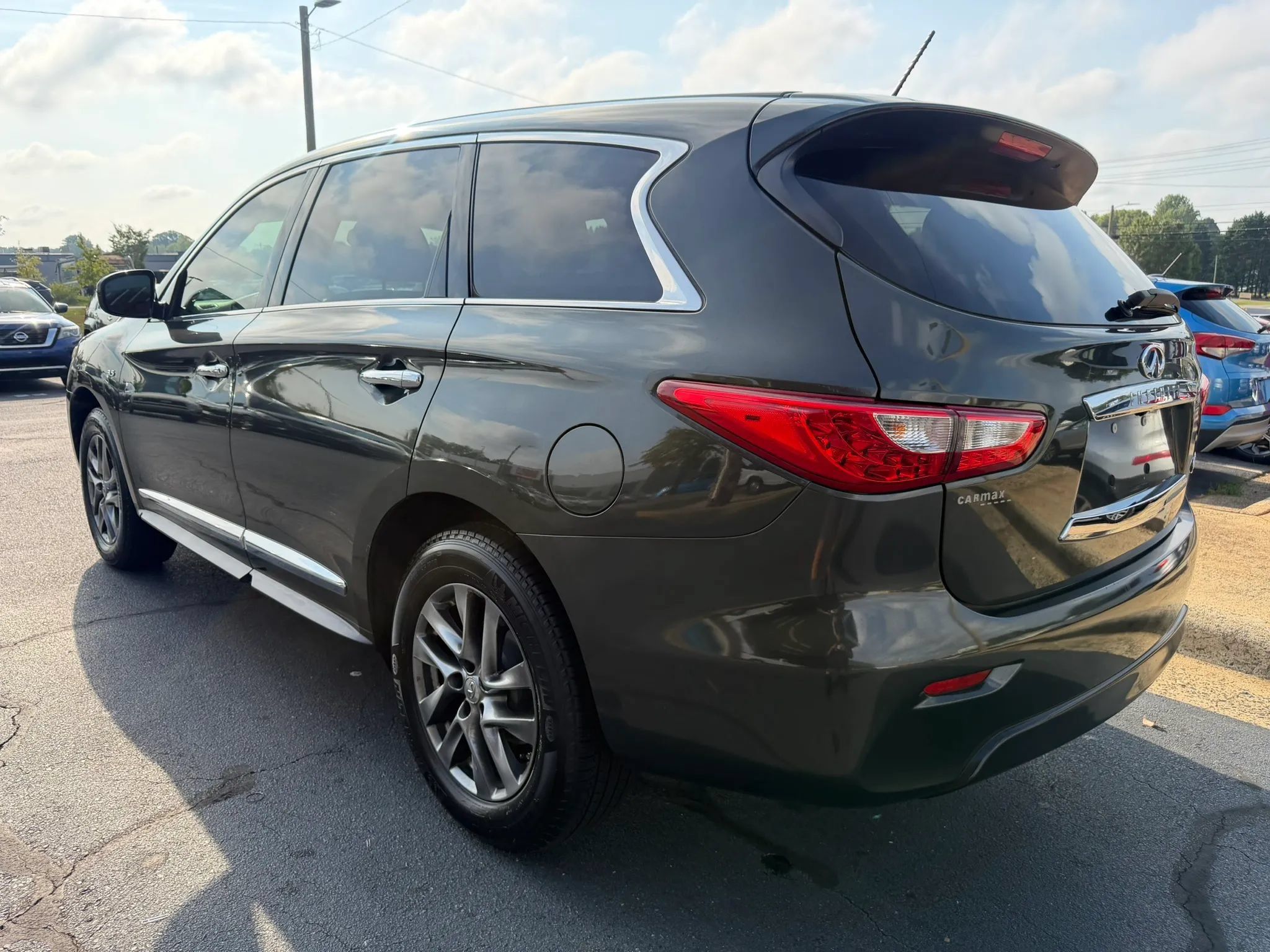 Used 2014 INFINITI QX60 Luxe w/ Premium Package AWD/4WD image 5
