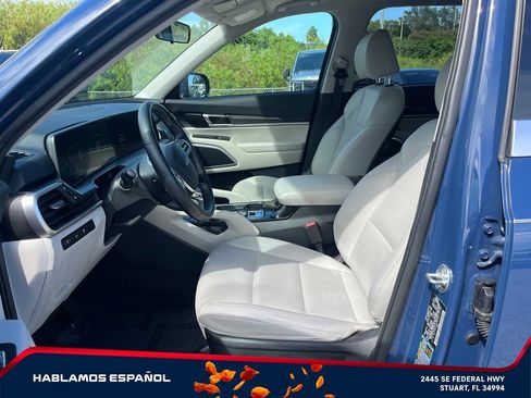 Used 2024 Kia Telluride S FWD image 12