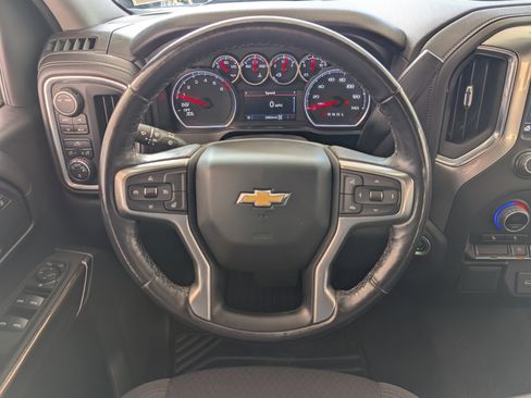 Used 2021 Chevrolet Silverado 1500 LT AWD/4WD image 22