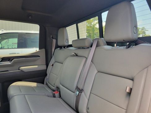 Used 2024 GMC Sierra 1500 SLT w/ SLT Premium Plus Package RWD image 22