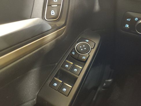 Used 2021 Ford Escape SEL image 27