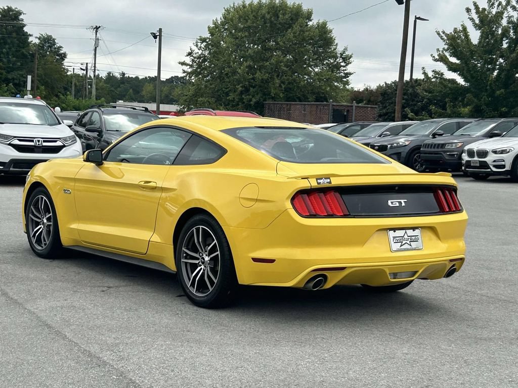 Used 2015 Ford Mustang GT RWD image 5
