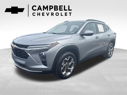 Used 2025 Chevrolet Trax LT