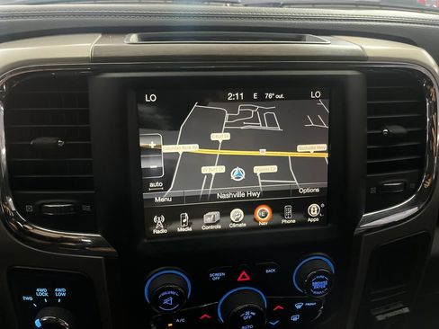 Used 2014 RAM 2500 Laramie w/ Cold Weather Group AWD/4WD image 18