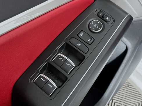 Used 2023 Acura Integra A-Spec image 17