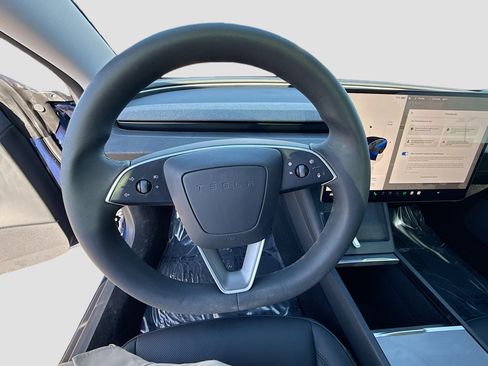 Used 2024 Tesla Model 3 Long Range AWD/4WD image 37