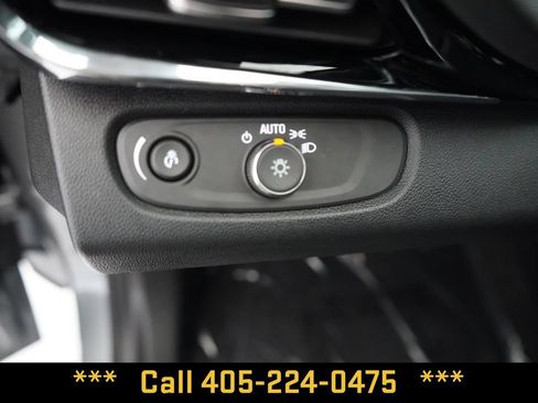 Used 2025 Buick Envista Avenir FWD image 31