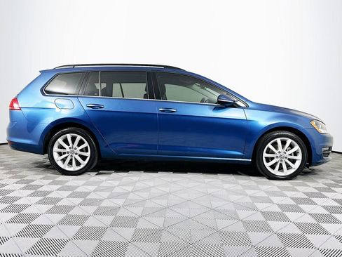 Used 2017 Volkswagen Golf SportWagen FWD image 26