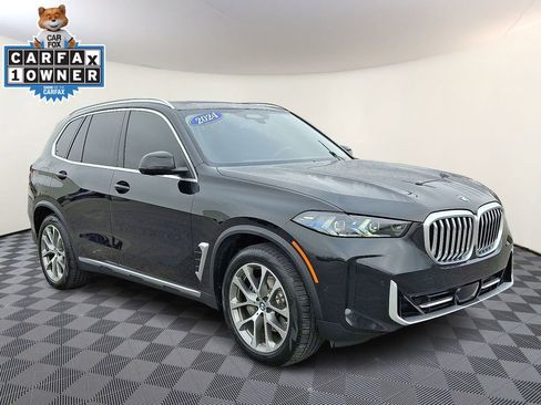 Used 2024 BMW X5 xDrive40i w/ Premium Package image 1