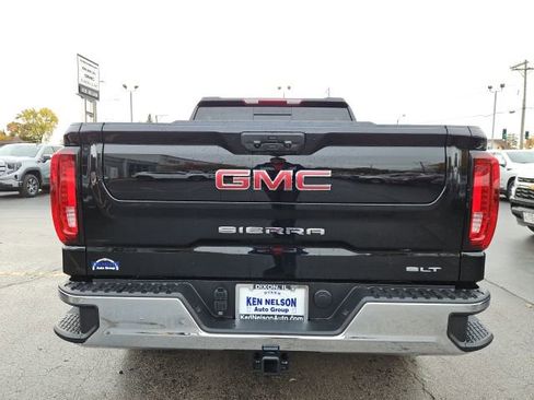 New 2026 GMC Sierra 1500 SLT w/ SLT Premium Package AWD/4WD image 9