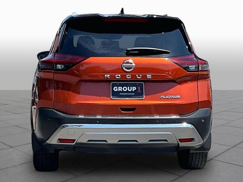 Used 2021 Nissan Rogue Platinum FWD image 5