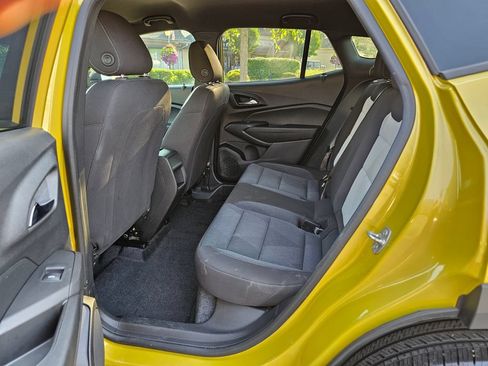 Used 2024 Chevrolet Trax RS w/ Driver Confidence Package FWD image 20