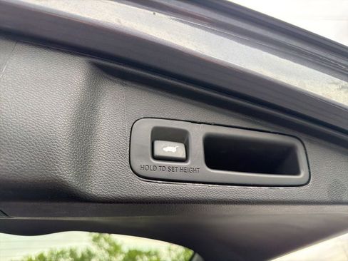 Certified 2022 Honda CR-V Touring image 22