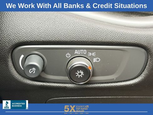 Used 2025 Chevrolet Malibu LT image 26