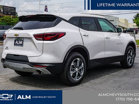 New 2025 Chevrolet Blazer LT FWD image 6