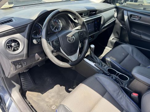 Used 2019 Toyota Corolla SE w/ Carpet Mat Package (TMS) FWD image 14