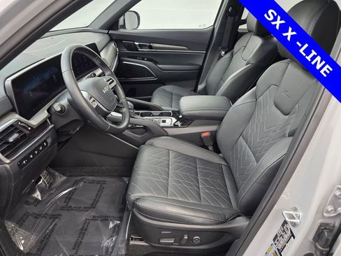 Used 2025 Kia Telluride SX X-Line image 9