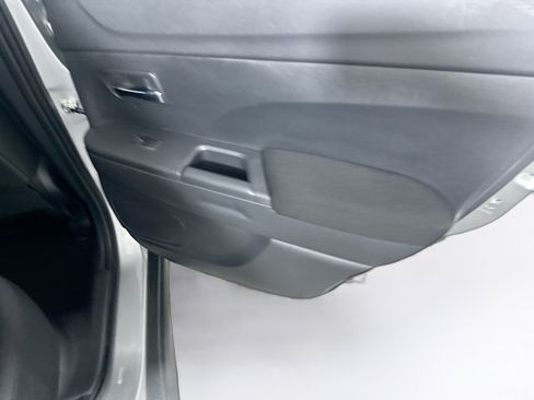 Used 2025 Mitsubishi Outlander Sport ES image 27