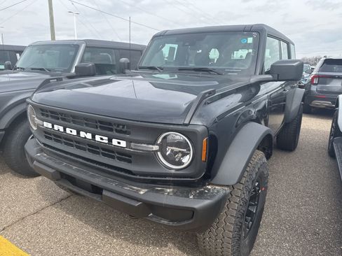 New 2026 Ford Bronco 4-Door w/ Sasquatch Package image 1