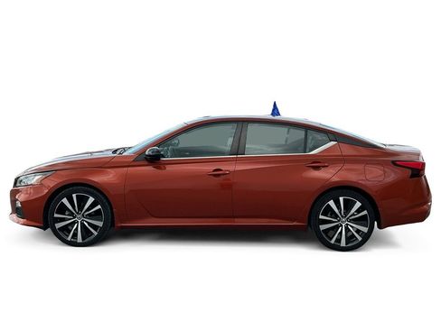 Used 2021 Nissan Altima 2.5 SR FWD image 4