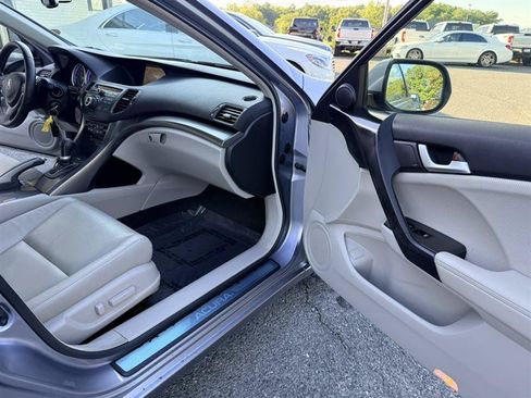 Used 2013 Acura TSX Sedan FWD image 10