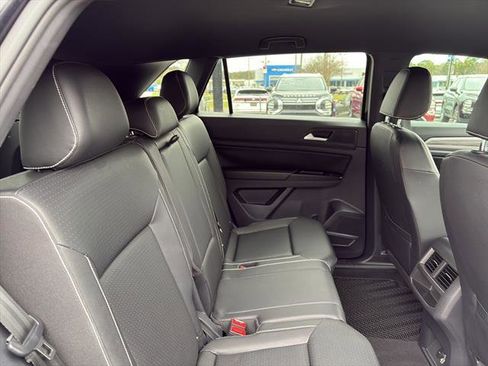 Used 2020 Volkswagen Atlas Cross Sport SE image 10