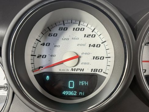 Used 2008 Dodge Challenger SRT8 RWD image 17